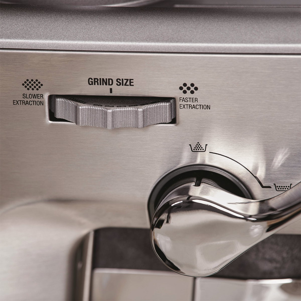 Sage Barista Express Impress SES876 with a freshly poured coffee